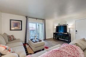 Cozy Elm Street 2 Bed 2 Bath Condo! COMMUNITY POOL! condo